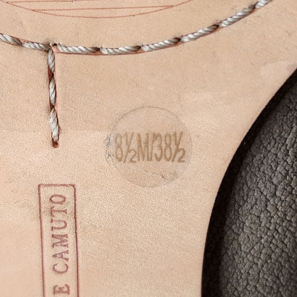 Vince Camuto Carlal Taupe Leather Booties Luxury Silk Goat Texture Ankle Boots - Picture 13 of 16